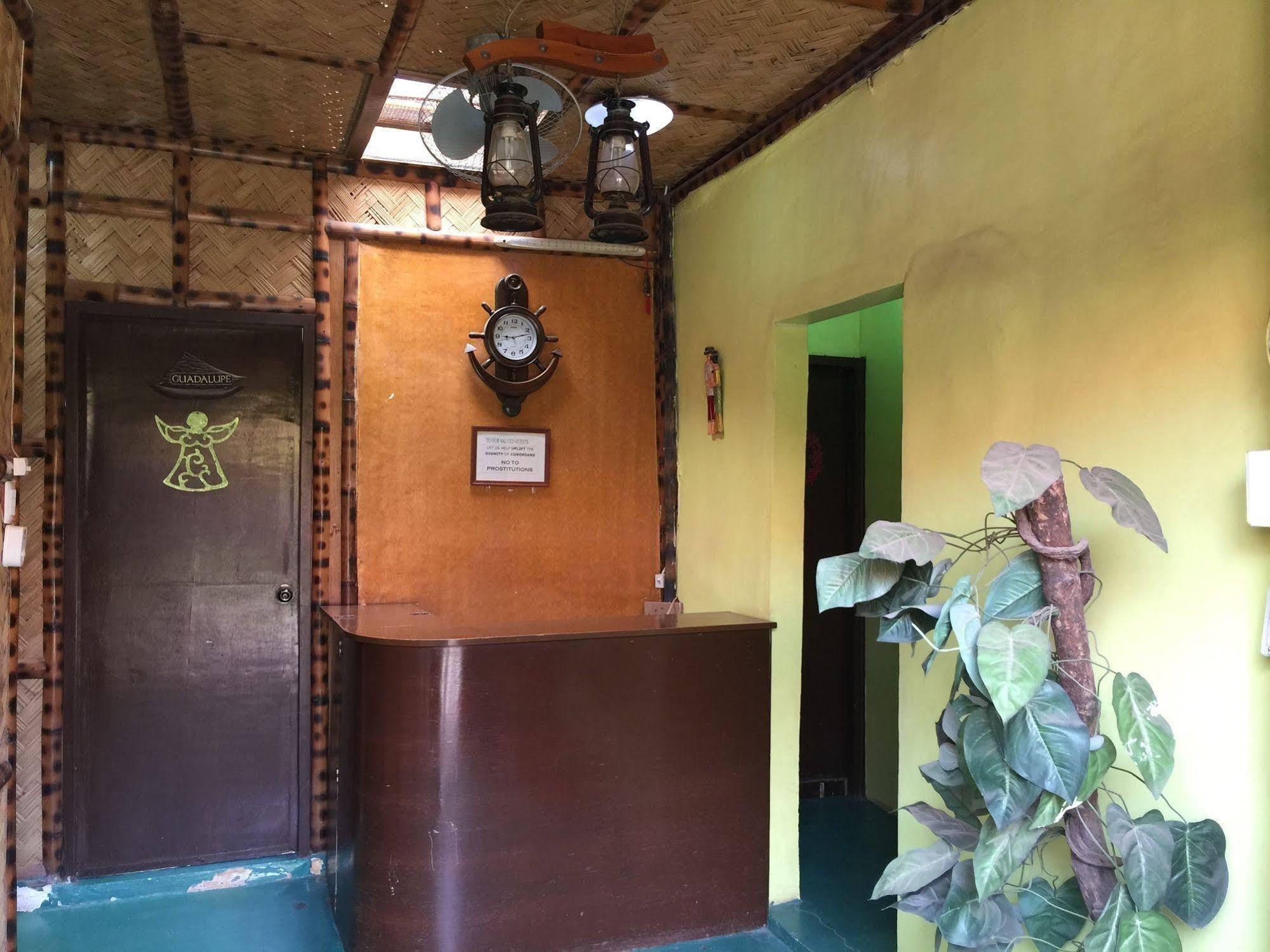 Luis Bay Travellers Lodge Coron Buitenkant foto