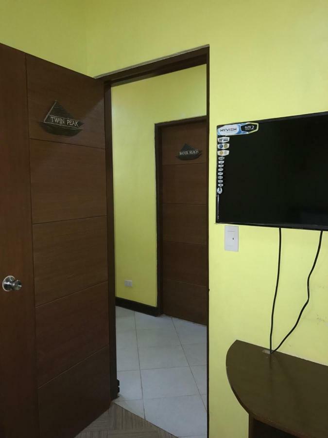 Luis Bay Travellers Lodge Coron Buitenkant foto